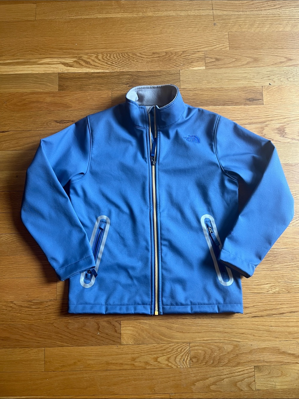 The North Face Kids Blue Full-Zip Softshell Jacket